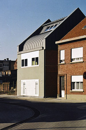 2.3 cpa - 2002
